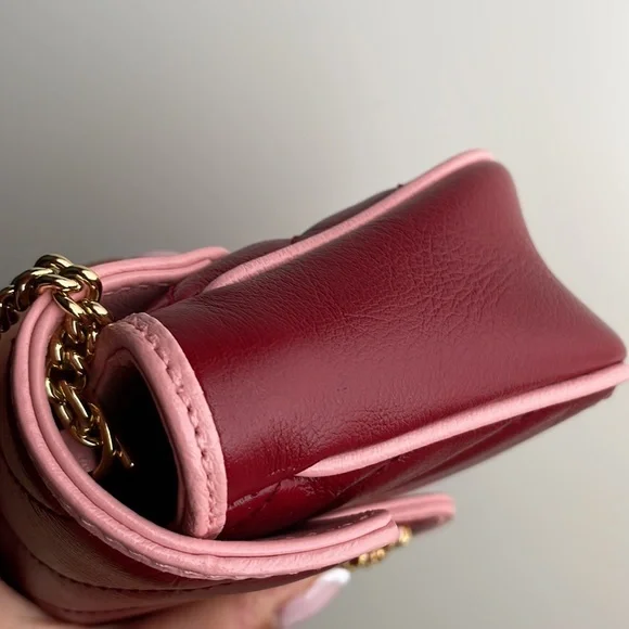 ♥️SOLD♥️AUTHENTIC GUCCI
Red & Pink Super Mini Matelassé GG Marmont Bag - Picture 8 of 17
